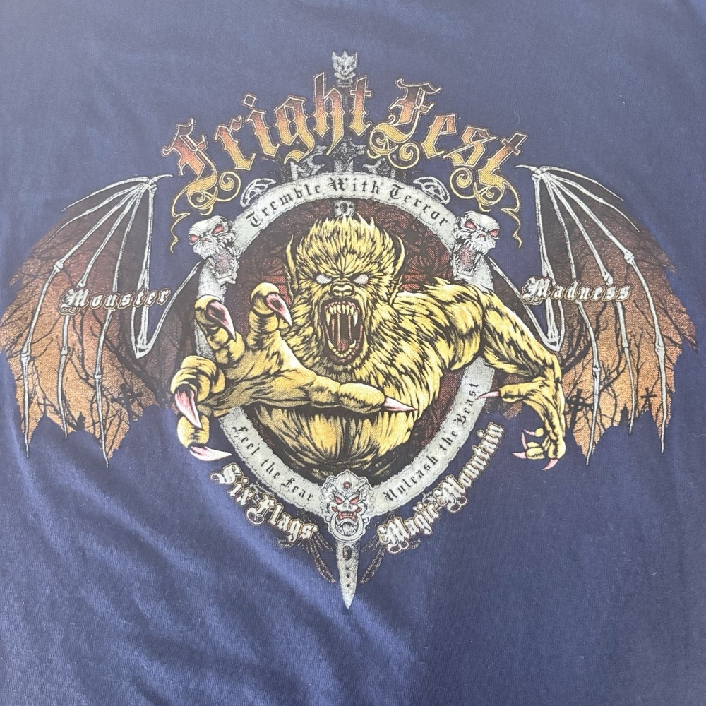 Six Flags Fright Fest Monster Madness Magic Mountain TShirt Mens Size Large